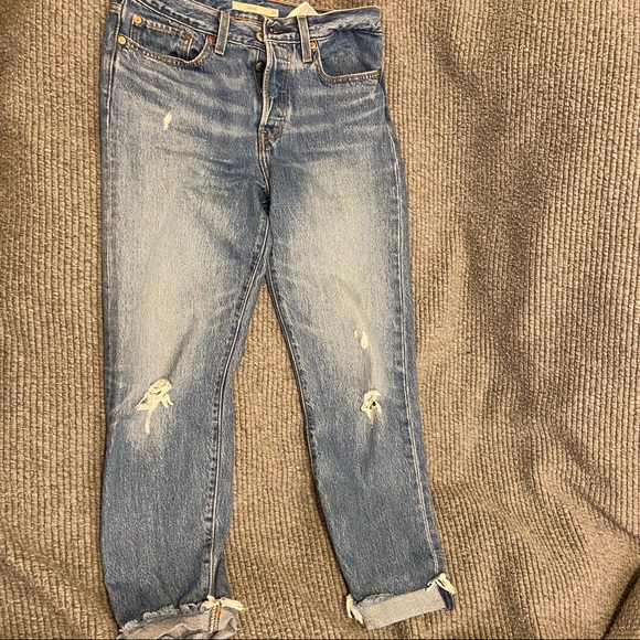 Size 27 jeans from Levi’s. Only worn a few times - Picture 2 of 2
